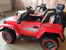 Load image into Gallery viewer, 2025 Super Cool All Terrain Jeep | Small 2 Seater | 2 Colours | Rubber Tires | Leather Seat | Ages 3-6 | Remote