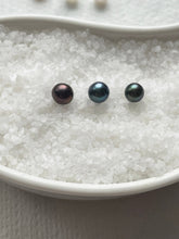 Load image into Gallery viewer, Best Mom Heart Sterling Silver Cage Pendant