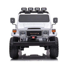 Load image into Gallery viewer, 2025 Licensed Toyota 24V FJ-40 | 4x4 Ride On Car Upgraded 2 Seater | Leather Seats | Rubber Tires | Remote