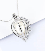 Load image into Gallery viewer, Sparkling Heart Sterling Silver Cage Necklace Set