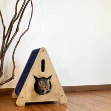 Load image into Gallery viewer, Stella Cat Teepee with Scratching Post - Petguin
